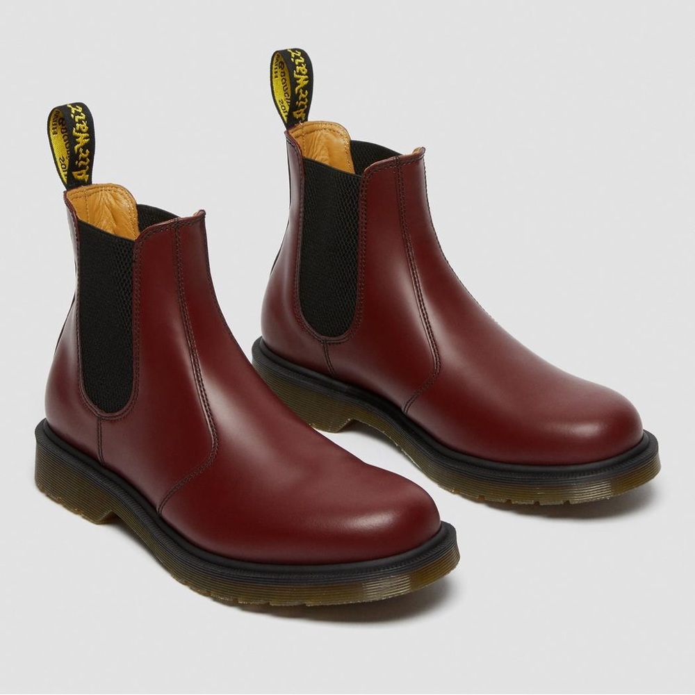 Dr. Martens 2976 Cherry Red Smooth Leather Chelsea Boots Men Size 11